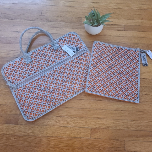 LucaLily - Vegan/Eco Friendly Laptop and Tablet Cases - Picture 1 of 5